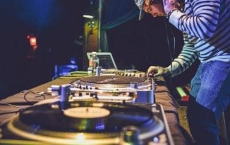 Music online streaming services