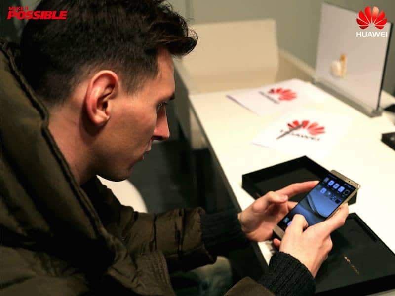 Lionel Messi using the Huawei Mate 8