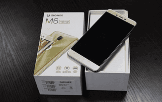 Unboxing the Gionee M6 Mirror