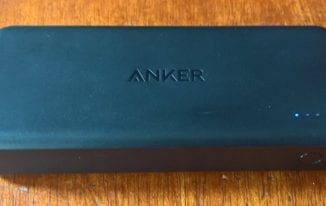 Unboxing Anker PowerCore II 20000 Power Bank showing the LED indicator