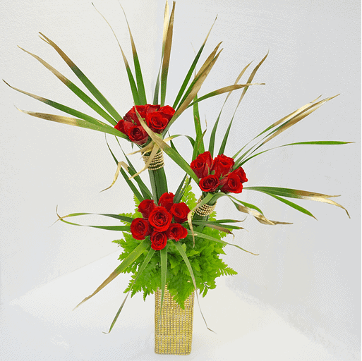 Useful Tips for Ordering Flowers through Online Florists 2 Rose Sparklers