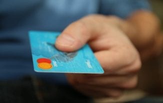 How to Differentiate between a Prepaid Card and a Credit Card