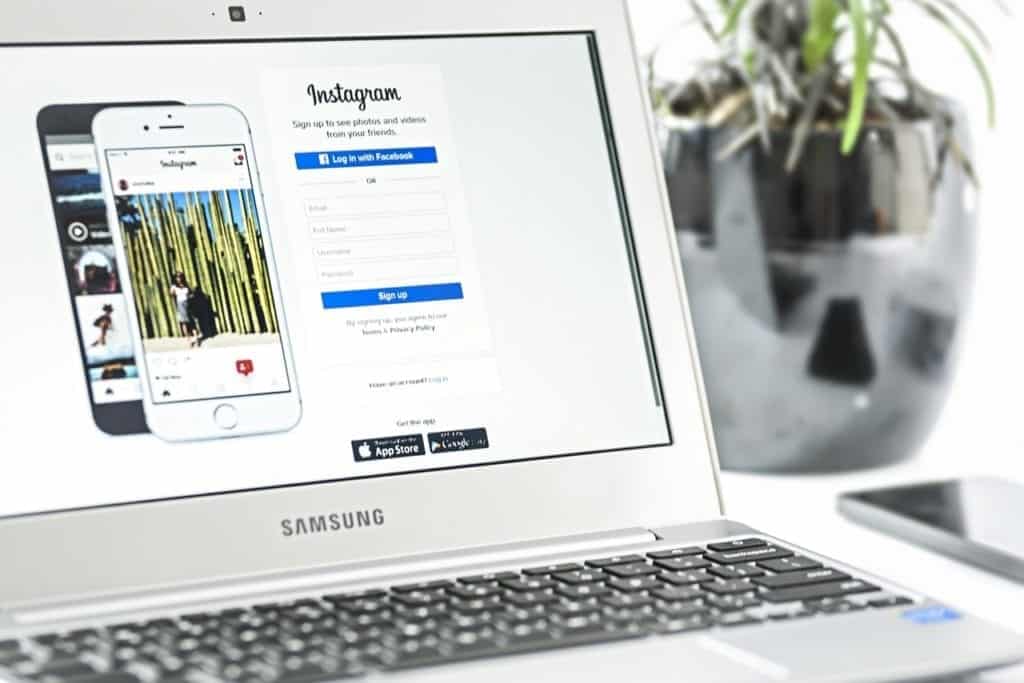 Facebook Vs Instagram: Which One is Better for Business