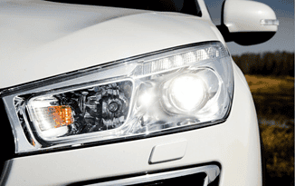 How to change a Car's headlights bulb