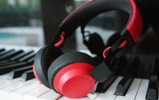 Top Best Bluetooth Headphones Under $100