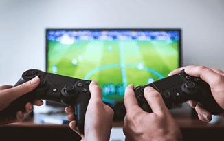 Gaming Websites - Playing Games with Gamepad