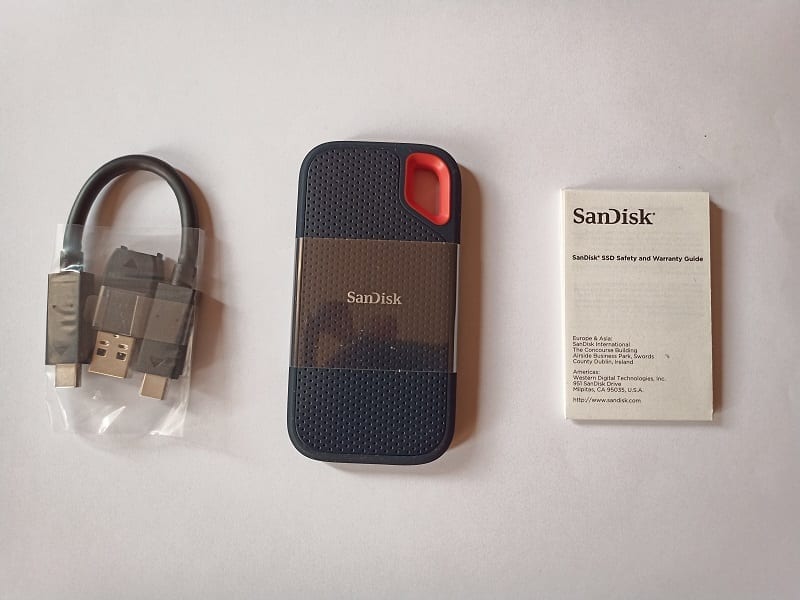 SanDisk Extreme Portable SSD Unboxing