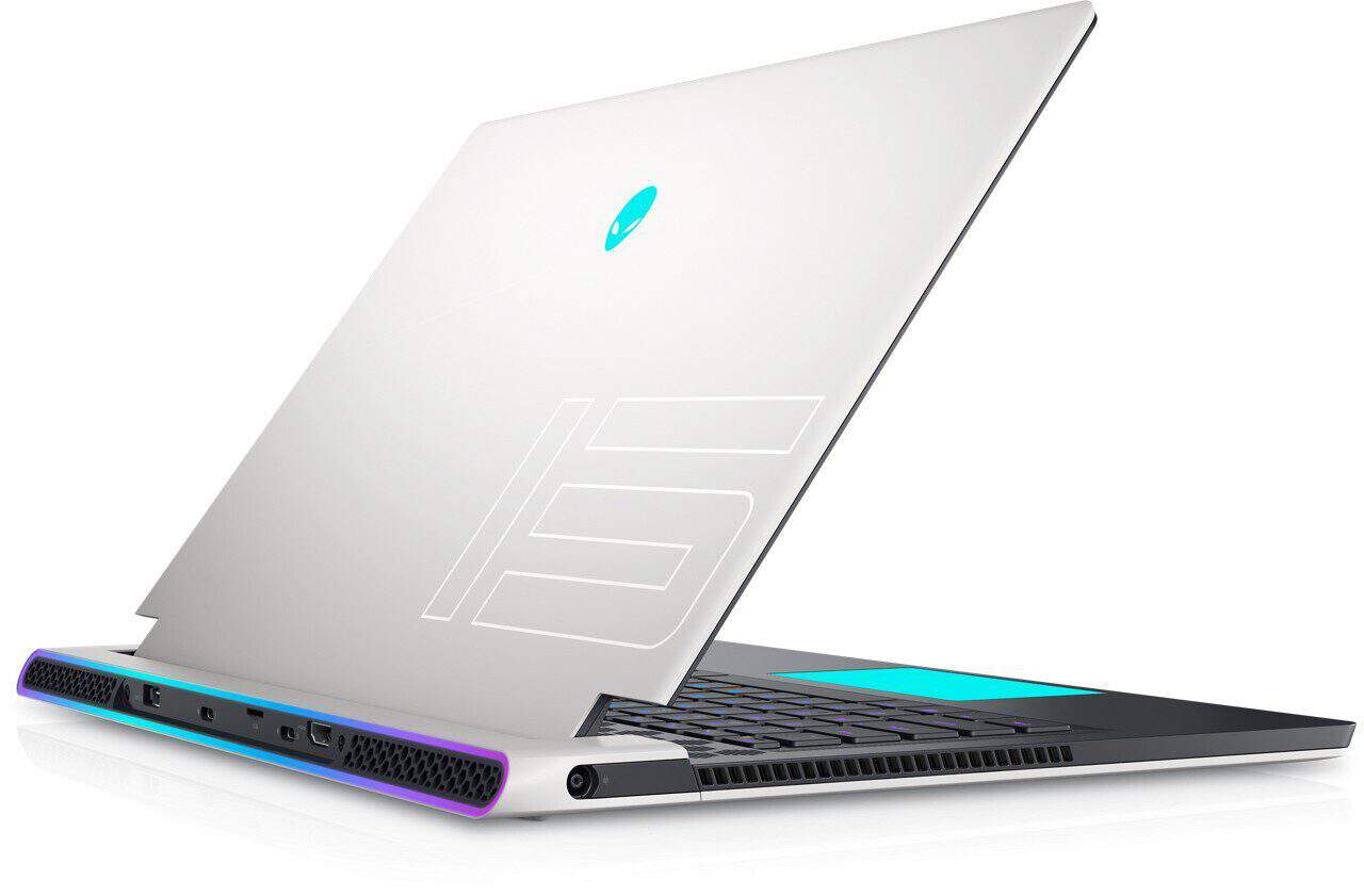 Dell Alienware x15