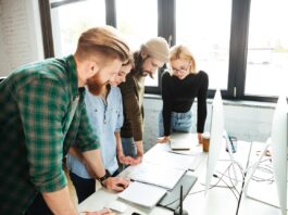 Product Information Management (PIM)