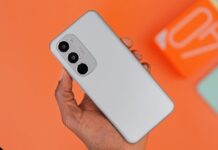 Tecno Spark 40 Pro+ in hand